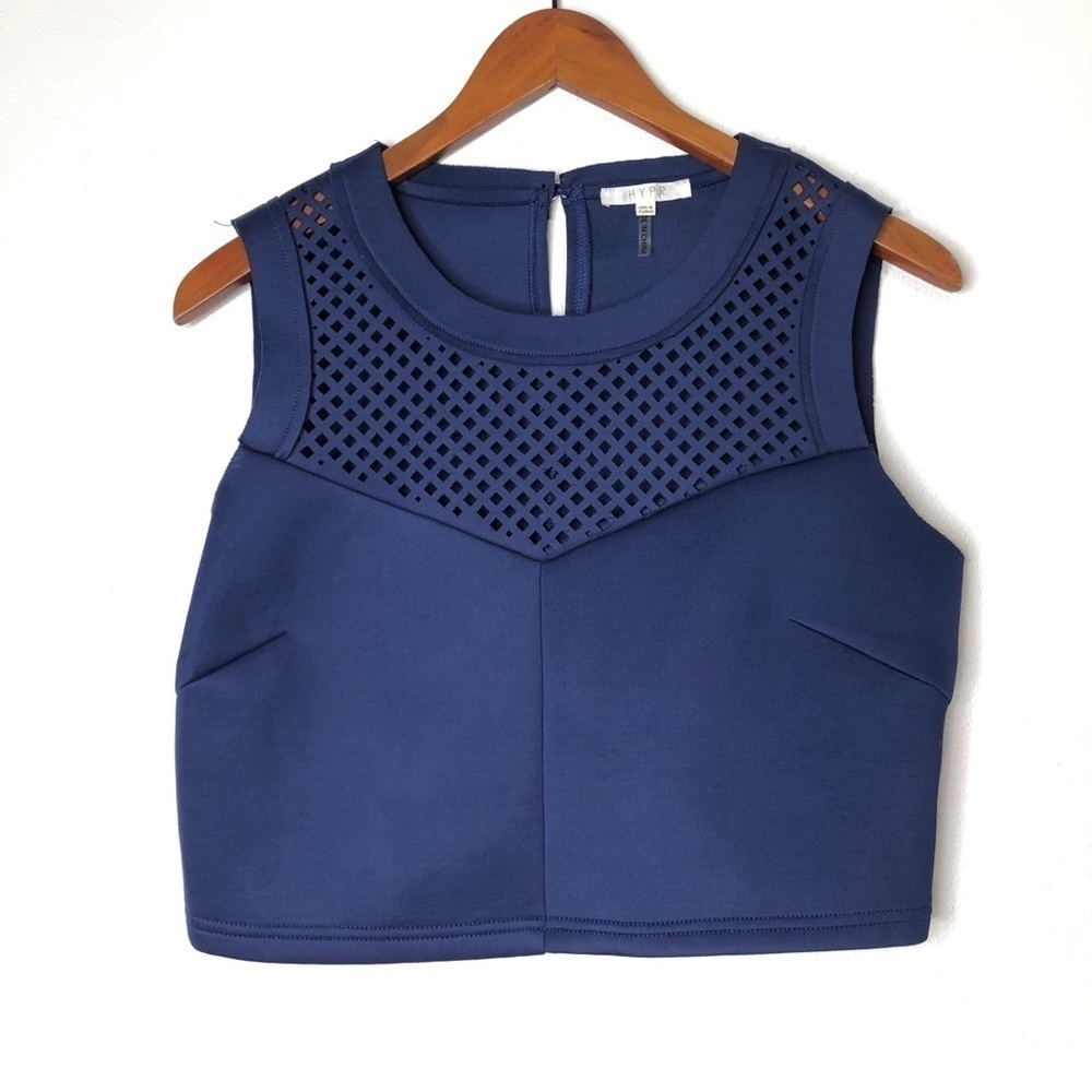 HYPR Scuba Material Crop‎ Top Medium